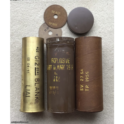 25pdr Blank cartridge case c/w transit tin 1955