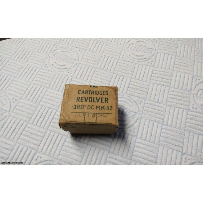 .380 revolver boxed WW2 Dated 