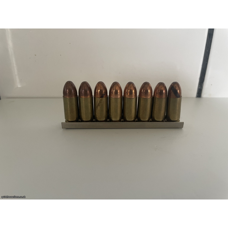 8 round clip